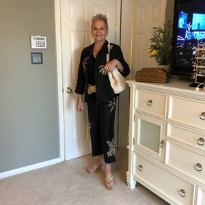 Pant suit